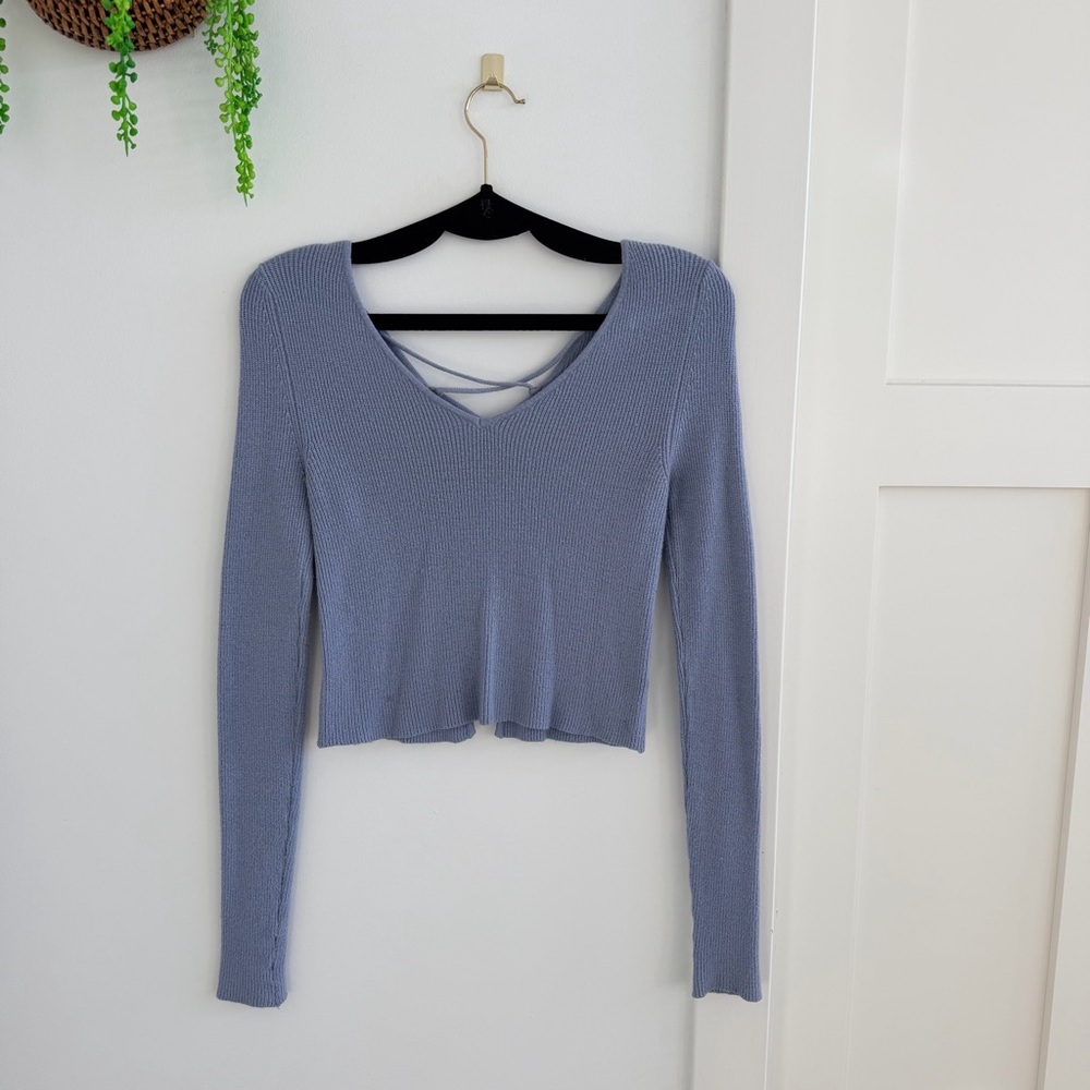 Women's Dusty Blue Long Sleeve Tie Back V-neck Thin Sweater Size Small